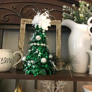 ‼️SALE‼️Embellished Tinsel Tree